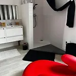 Apartment Destination Confidentielle